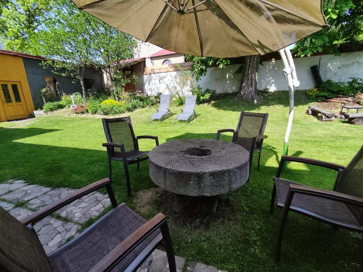 Apartman Utvina Екстер'єр фото