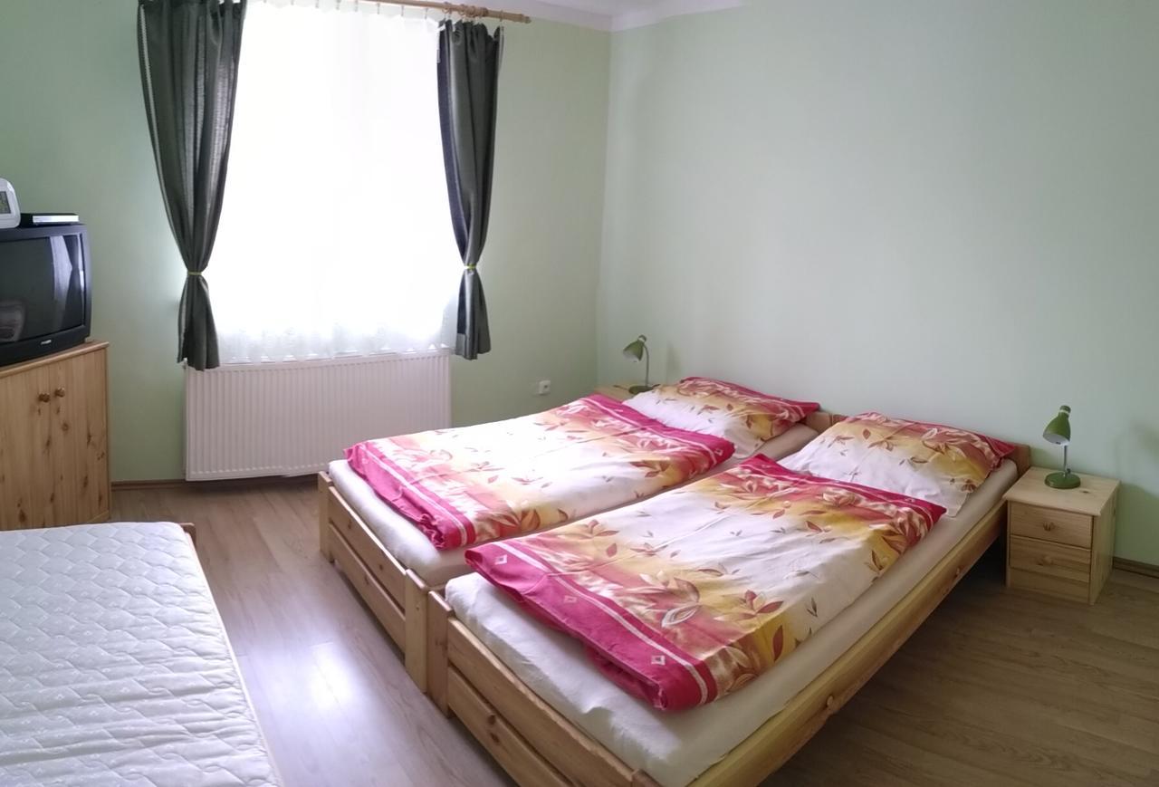 Apartman Utvina Екстер'єр фото